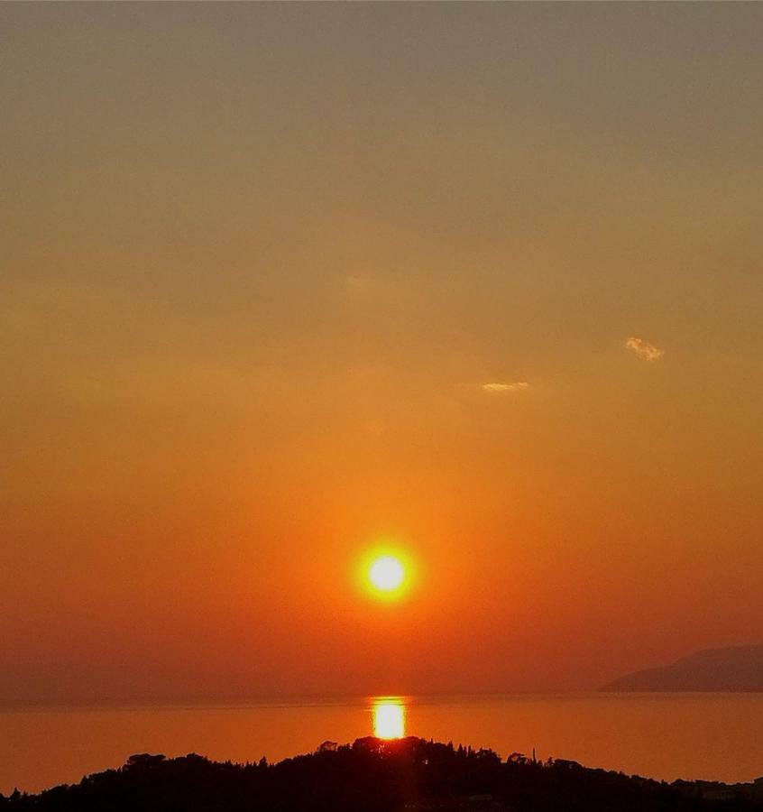 Anicas Panoramic Sea Weue Apartment Makarska Exterior photo